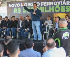 Governador Carlos massa ratinho Júnior recebe projeto executivo do Moegão do Paraná Foto: Gilson Abreu/AEN