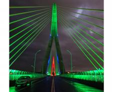 Teste de iluminação cênica marca fim dos trabalhos na Ponte da Integração Brasil Foto: DER-PR