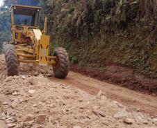 Estrada do Cerne recebe serviços de conservação em Campo Largo Foto: DER