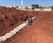 Drenagem e terraplenagem marcam avanço das obras do Viaduto da PUC em Londrina Foto: DER-PR