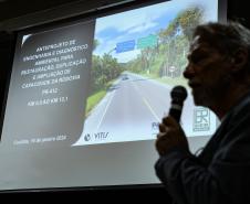 Técnicos do DER/PR apresentaram detalhes da obra nesta terça. Foto: Rodrigo Félix Leal / SEIL