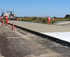 Pavimentação em concreto da PRC-280 avança 1 Km por dia.  Palmas, 20/12/2021 