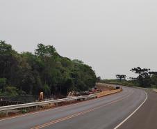 PR-445 terá pare e siga nos próximos dias para içamento de vigas em pontes e viadutos - Ponte sobre o Rio Apucaraninha