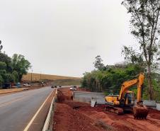 PR-445 terá pare e siga nos próximos dias para içamento de vigas em pontes e viadutos - Ponte sobre o Rio Apucaraninha
