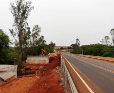 PR-445 terá pare e siga nos próximos dias para içamento de vigas em pontes e viadutos - Ponte sobre o Rio Apucaraninha