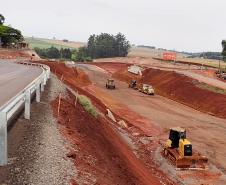 PR-445 terá pare e siga nos próximos dias para içamento de vigas em pontes e viadutos - Ponte sobre o Rio Apucaraninha