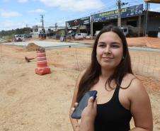 Duplicação da Rodovia dos Minérios muda realidade de motoristas, comerciantes e moradores. Na foto, a estudante Isabelly Alves.