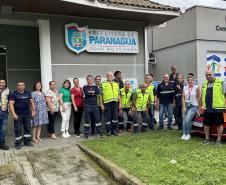 Cestas básicas sendo distribuídas em Paranaguá