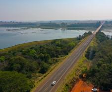 Na foto, PR-323 entre Londrina e São Paulo
