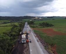 Obras na pista de concreto da PRC-280