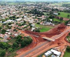 obra do viaduto de Iporã