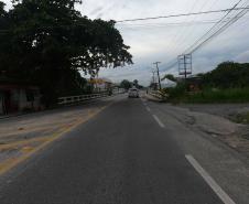 Atual estrada entre Matinhos e Pontal do Paraná
