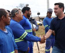 Governador, Ratinho Júnior, com os trabalhadores da obra