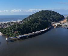 vista aerea da obra da ponte