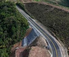 Obra emergencial em rodovia de Rio Branco do Sul