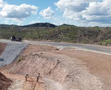 Obra emergencial em rodovia de Rio Branco do Sul