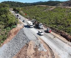 Obra emergencial em rodovia de Rio Branco do Sul