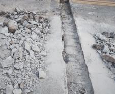 Obras na ponte entre Sertaneja e o município paulista de Assis