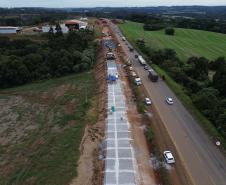 Obras de duplicação em concreto da PRC-466