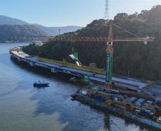 vista aerea da obra na ponte