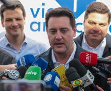 O governador Carlos Massa Ratinho Junior e o ministro dos Transportes, Renan Filho, participam nesta quarta-feira (18) do anúncio do início da duplicação do Contorno Norte de Curitiba.