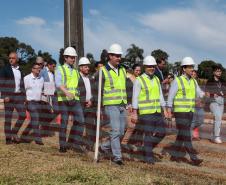 O governador Carlos Massa Ratinho Junior e o ministro dos Transportes, Renan Filho, participam nesta quarta-feira (18) do anúncio do início da duplicação do Contorno Norte de Curitiba.