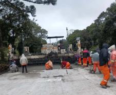 Obras de Concretagem da rodovia entre Clevelândia e Pato Branco