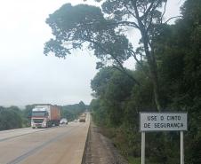 Obras de Concretagem da rodovia entre Clevelândia e Pato Branco