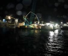 Obras noturnas na Ponte de Guaratuba 