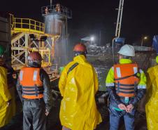 Obras noturnas na Ponte de Guaratuba 