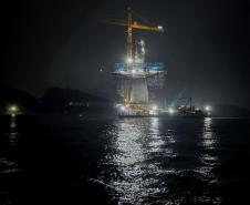 Obras noturnas na Ponte de Guaratuba 