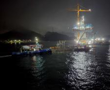 Obras noturnas na Ponte de Guaratuba 