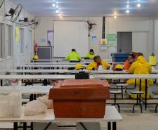 Obras noturnas na Ponte de Guaratuba 