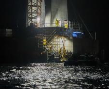 Obras noturnas na Ponte de Guaratuba 