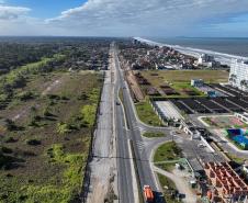 Obras da duplicação em concreto da PR-412 entre Matinhos e Pontal do Paraná
