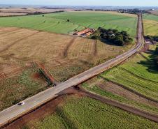 pavimentação em concreto da PR-180