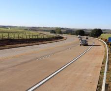 pavimentação em concreto da PR-180