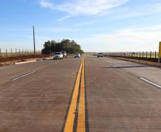 pavimentação em concreto da PR-180