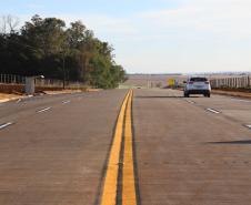 pavimentação em concreto da PR-180