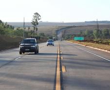pavimentação em concreto da PR-180