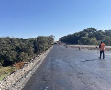 Duplicação e restauração em concreto da PRC-466 em Guarapuava 