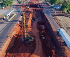Obras no novo viaduto do Lerroville na PR-445