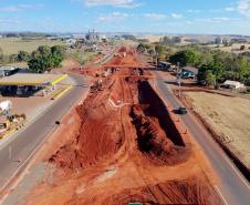 Obras no novo viaduto do Lerroville na PR-445