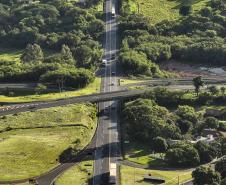 obras da duplicação entre Jacarezinho e Santo Antonio da Platina