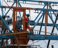 Trabalhador da Ponte de Guaratuba