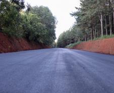 Com apoio do Estado, Teixeira Soares pavimenta centenária Estrada da Gruta