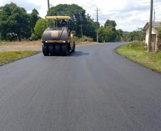 Rodovia de Foz do Jordão recebe melhorias na pista e nos acostamentos