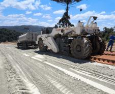 Pavimentação da PR-092 em Doutor Ulysses entra em nova etapa