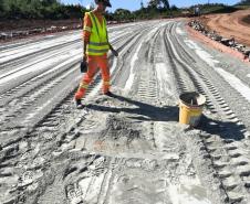 Pavimentação da PR-092 em Doutor Ulysses entra em nova etapa
