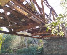 Reforma de passarela sobre o Rio Piedade na PR-092 tem proposta de R$ 596 mil